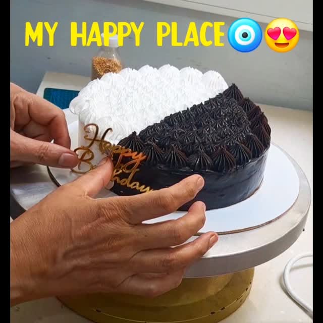 2-in-1 Dual Flavor Cake